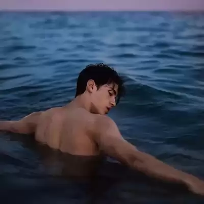 邴裕梅